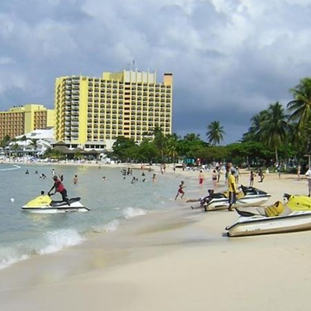Skycastle Oasis Ocho Rios Exterior foto